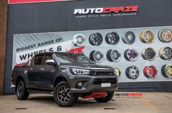 TOYOTA HILUX N80 4WD GD07 MATTE BLACK MILLED
